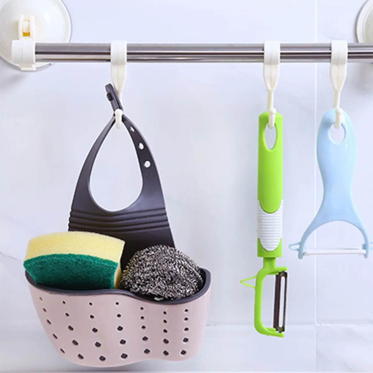 1 Piece Kitchen Sink Caddy Sponge Holder, Silicone Soap Holder with Adjustable Hanging Strap and Drain Holes, White, 13 x 22 cm