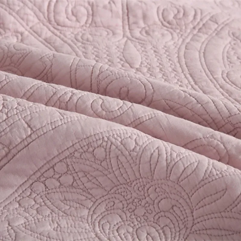 100% Cotton Embossed Blush Medallion Majesty Coverlet Bedspread Set