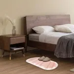 Fluffy Velvet Rugs for Bedroom, Bedside Shaggy Area Rugs, Small Oval Runner Carpet for Living Room Modern Home Decor, 16″ x 32″, Pink