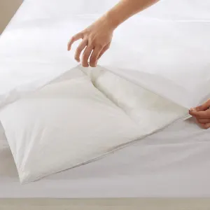 Stain Resistant Quilt Protector – Queen