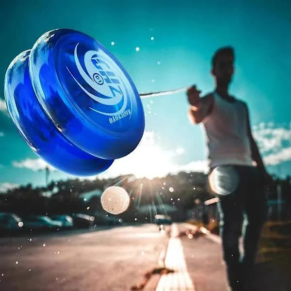 Professional Responsive Yo-Yo with Bag, Strings & Gloves for Beginners