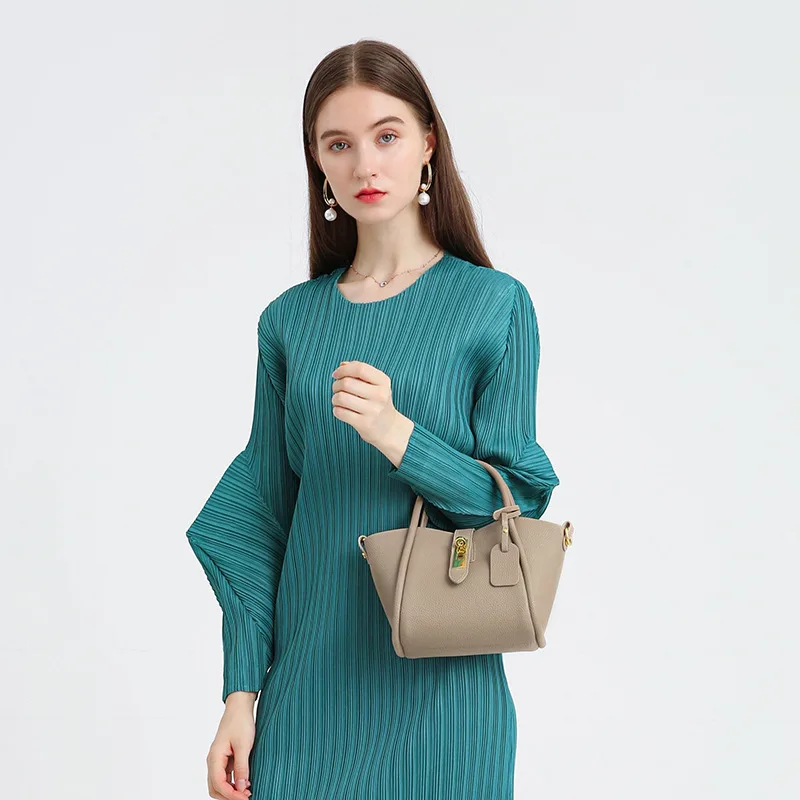 Genuine Leather Women's Handbag - Stylish Bucket Bag with Top Handle and Crossbody Strap Genuine Leather Women's Handbag - Stylish Bucket Bag with Top Handle and Crossbody Strap