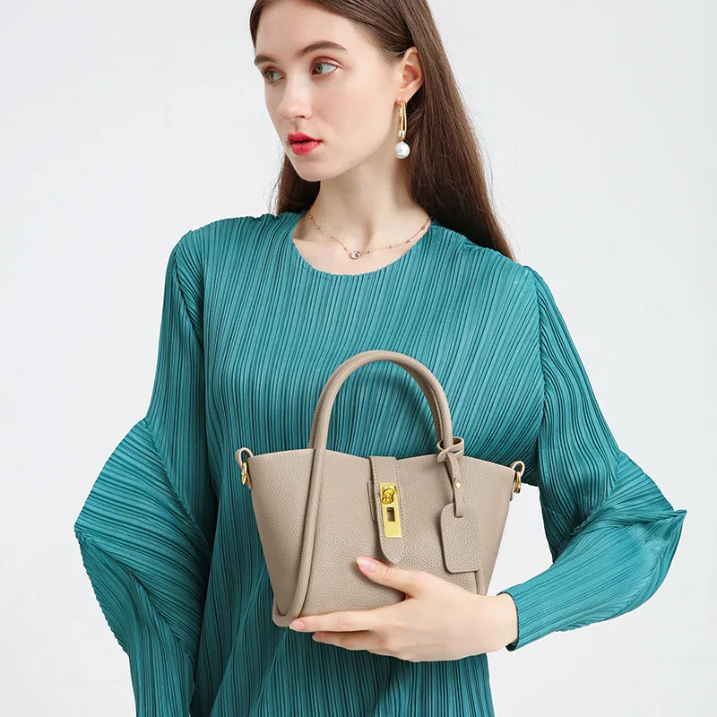 Genuine Leather Women’s Handbag – Stylish Bucket Bag with Top Handle and Crossbody Strap – Beige