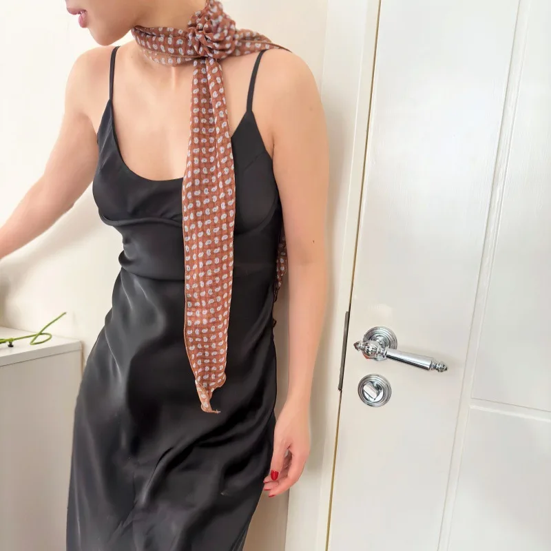 2 Pcs Clover Pattern Rose Flower Thin Scarf – Elegant and Versatile Neck Wrap for Women – Black