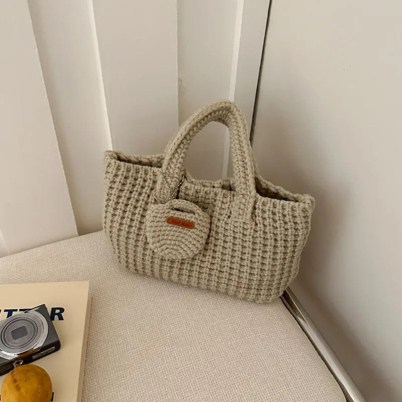 Handcrafted Crochet Tote Bag – Vintage-Style Woven Cotton-Yarn Look Bag – Beige